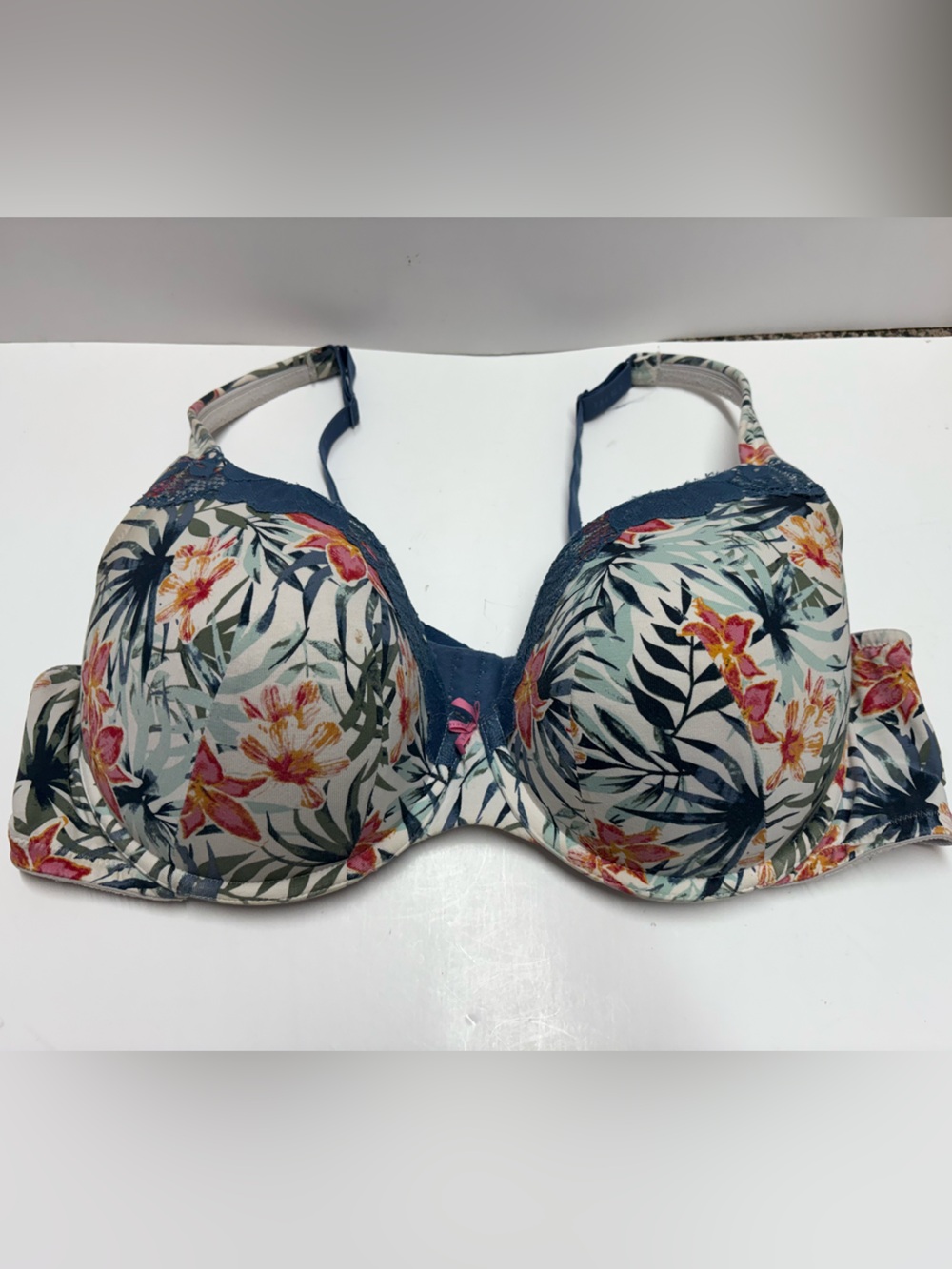 Cacique Tropical Floral Print Lightly Lined Blue Lace Trimmed Bra Sz 44D